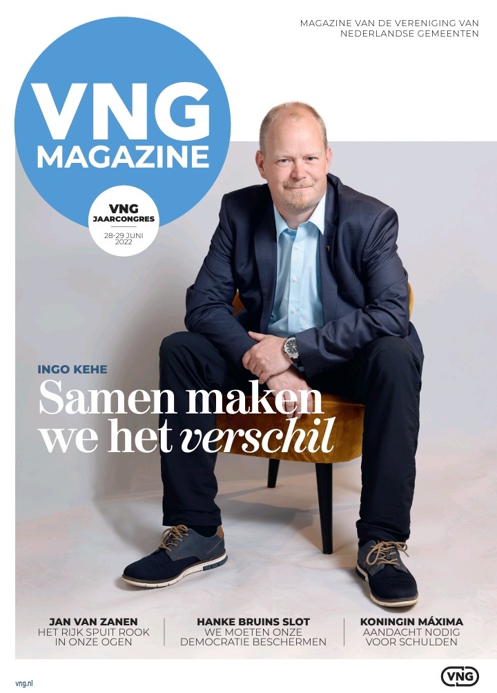 Titelseite des VNG Magazine zum VNG-Jahreskongress 2022 mit Ingo Kehe: „Samen maken we het verschil“